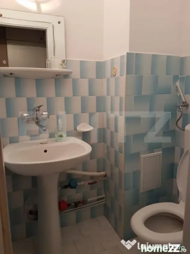 Apartament 3 camere, 64 mp, zona Rogerius