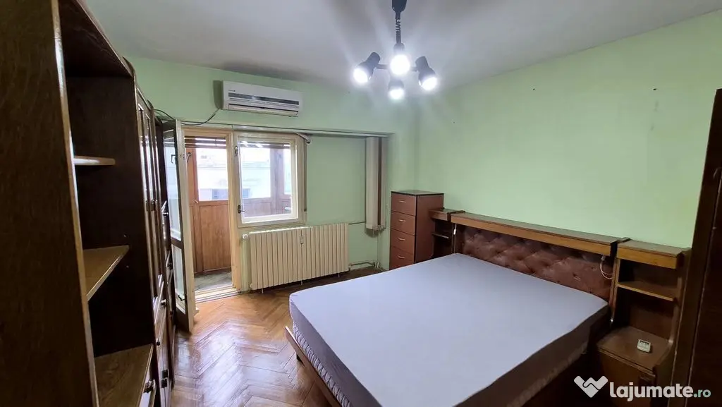 Apartament cu 3 camere 78,24 mp, bloc an 1988 - Decebal -...