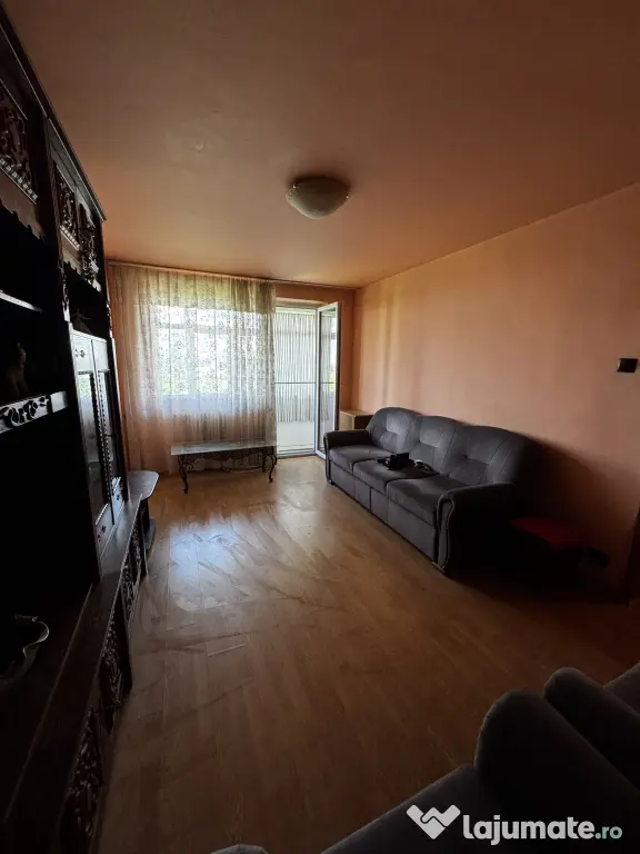 Apartament 3 camere sector 4 Giurgiului