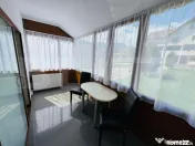 Casă individuală de vânzare – Intrare în Bran, la asfa