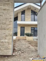 Vila moderna, unica prin design si arhitectura, la cheie, Sa