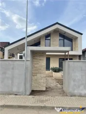 Vila moderna, unica prin design si arhitectura, la cheie, Sa