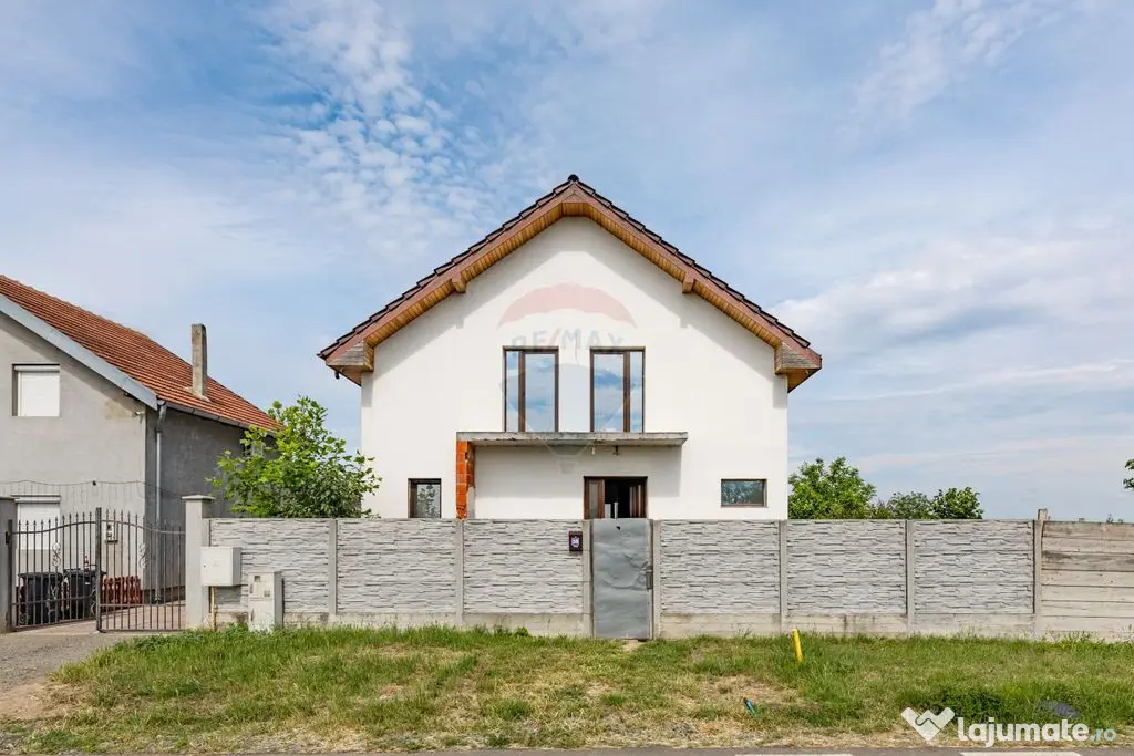 Casă/Vilă modernă de vânzare, 5 camere, în noul cart...