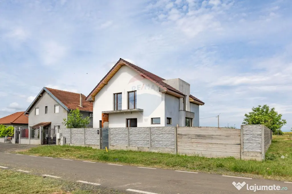 Casă/Vilă modernă de vânzare, 5 camere, în noul cart...