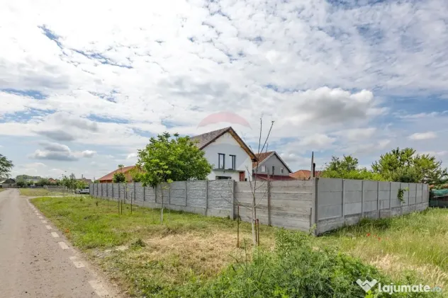 Casă/Vilă modernă de vânzare, 5 camere, în noul cart...
