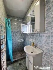 Casa individuala pentru birouri cu 10 locuri de parcare 