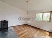 Casa individuala pentru birouri cu 10 locuri de parcare 