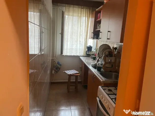 Apartament 2 camere, Craiovita - zona Materna