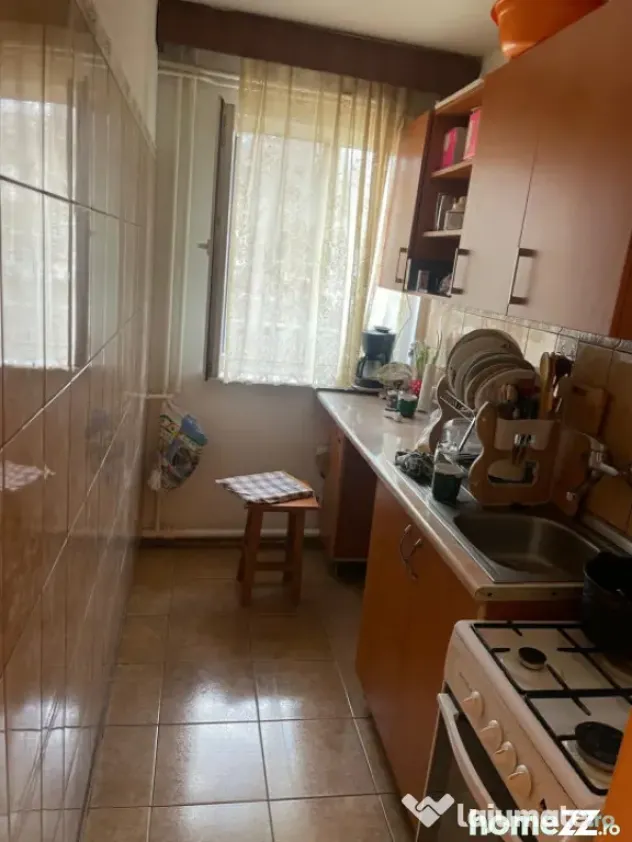 Apartament 2 camere, Craiovita - zona Materna