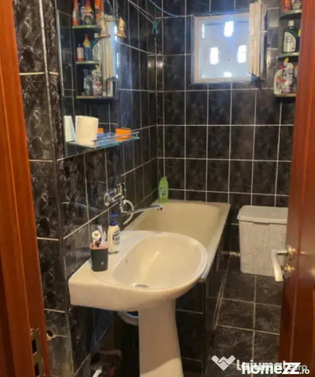 Apartament 2 camere, Craiovita - zona Materna
