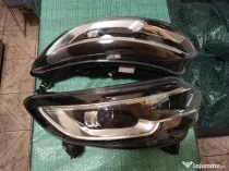 Faruri stanga/dreapta halogen Renault Kadjar