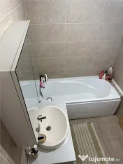 Garsoniera, Eroii Revolutiei, Boiler, 7 min Metrou