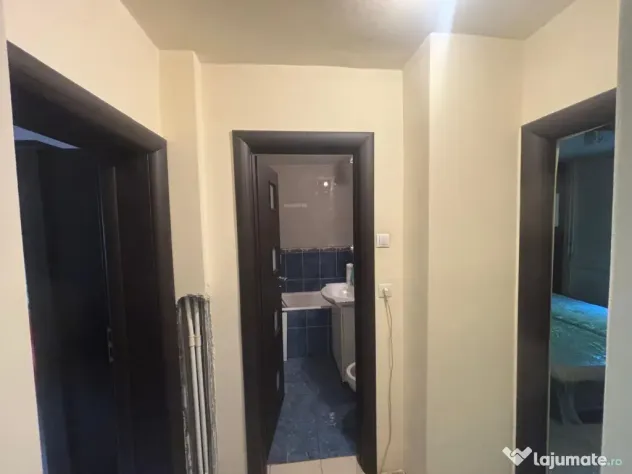 Apartament cu 3 camere de vanzare in zona Drumul Taberei