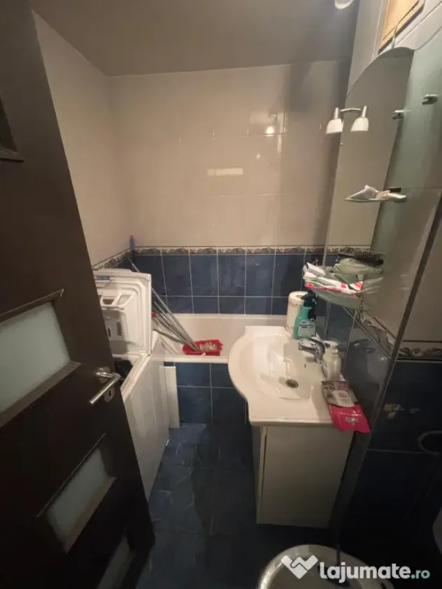 Apartament cu 3 camere de vanzare in zona Drumul Taberei