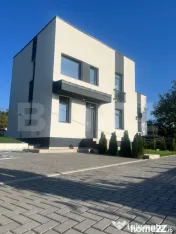 Reședință premium în Bârnova | Arhitectură modernă ș 