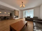 Vila Individuala De l Cartier Privat langa Padure