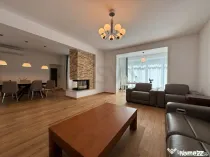 Vila Individuala De l Cartier Privat langa Padure