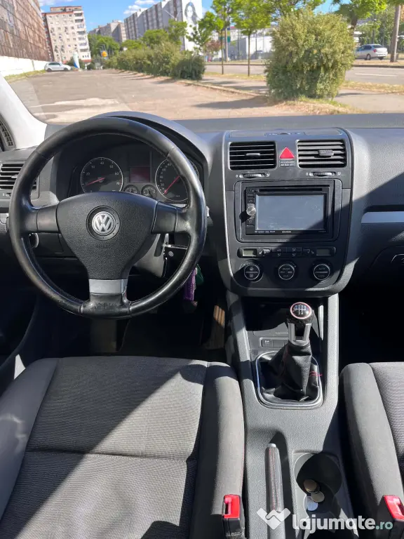 Volkswagen Golf 5 - 1.6MPI, an 2006, editia GOAL