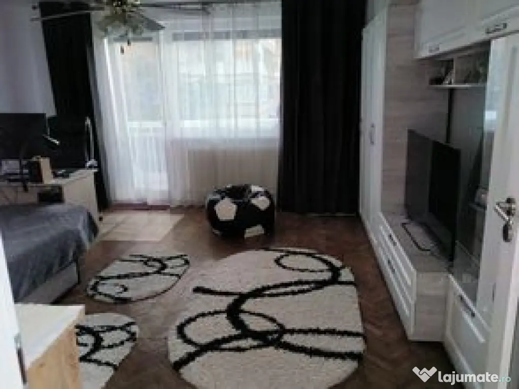 Apartament 2 camere , decomandat , etaj 2 , km 0 ( cu loc parcare ).
