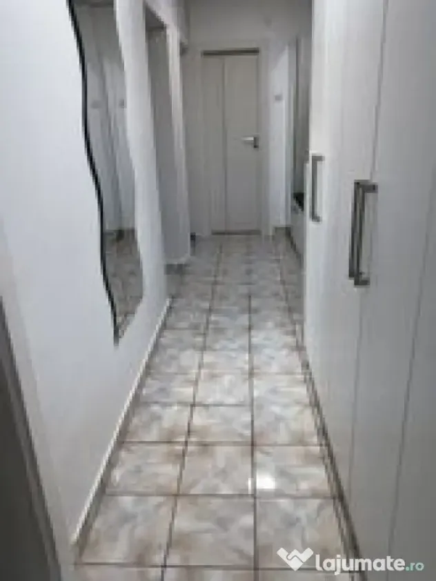 Apartament 2 camere , decomandat , etaj 2 , km 0 ( cu loc parcare ).