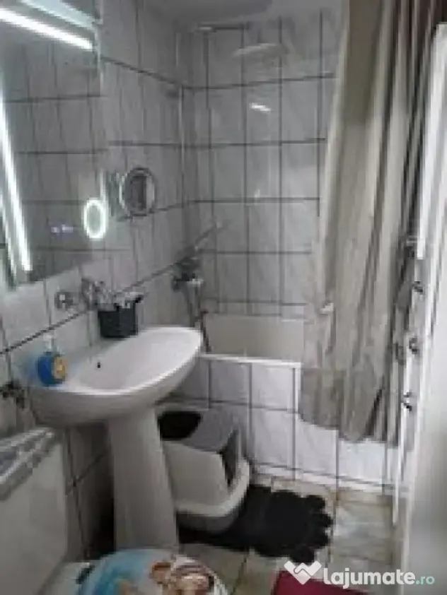 Apartament 2 camere , decomandat , etaj 2 , km 0 ( cu loc parcare ).
