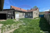 Casa de inchiriat in zona Parneava/Confectii 