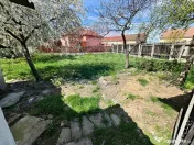 Casa de inchiriat in zona Parneava/Confectii 