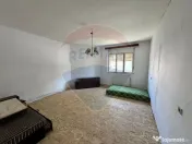 Casa de inchiriat in zona Parneava/Confectii 