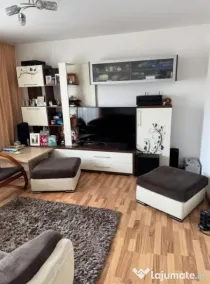 Apartament 2 camere, semidecomandat - Brasovul Vechi