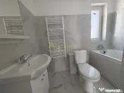 Casa tip duplex - 3 camere - 2 bai 