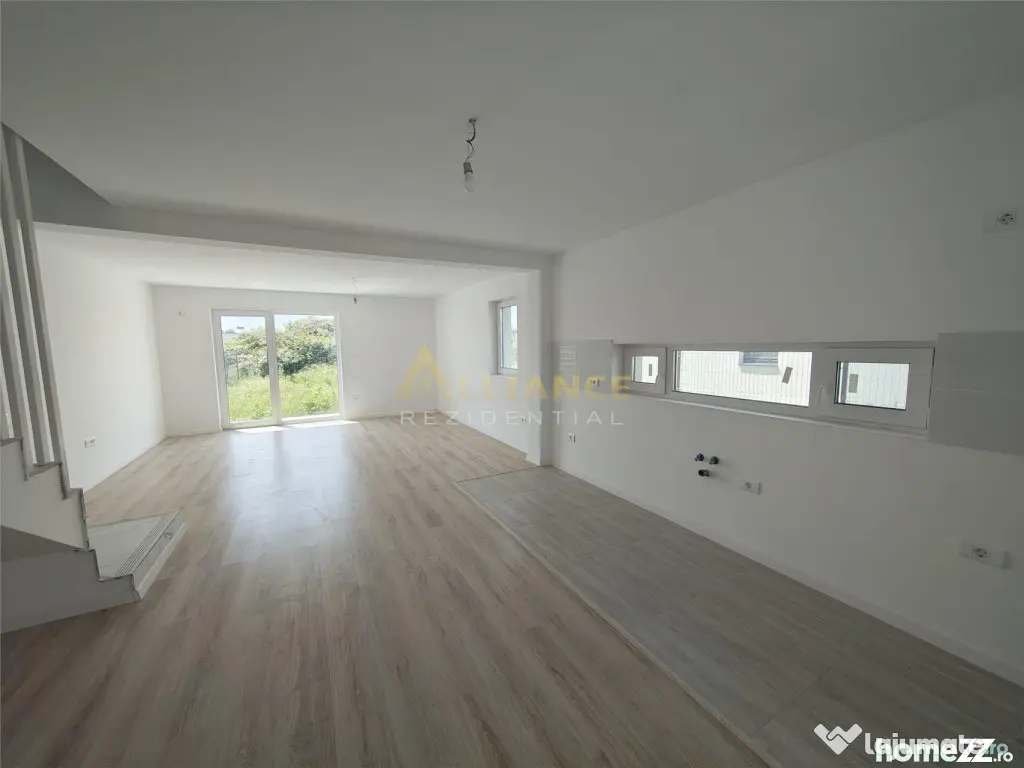 Casa tip duplex - 3 camere - 2 bai
