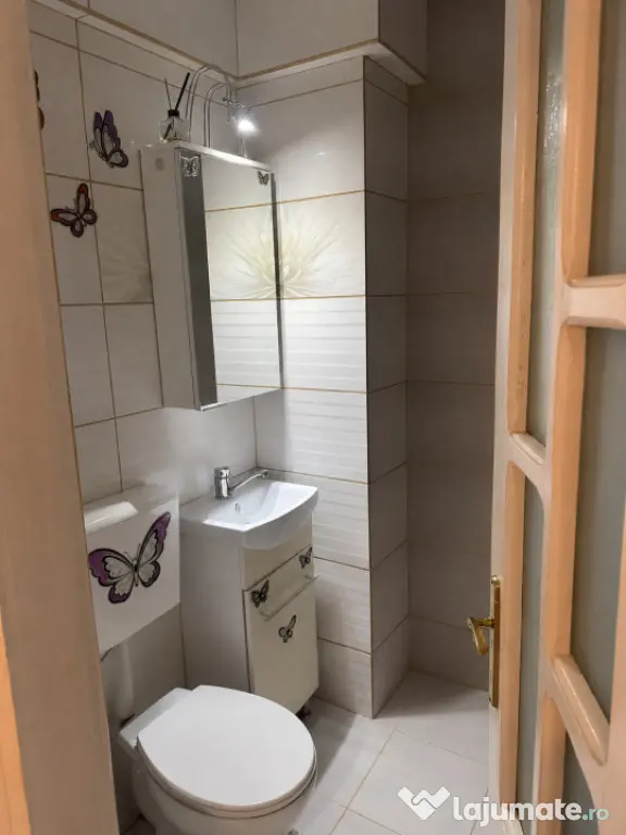 Apartament 3 camere, decomandat, 76 mp, zona 1 Mai