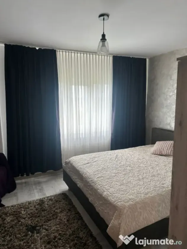 Apartament 3 camere, decomandat, 76 mp, zona 1 Mai