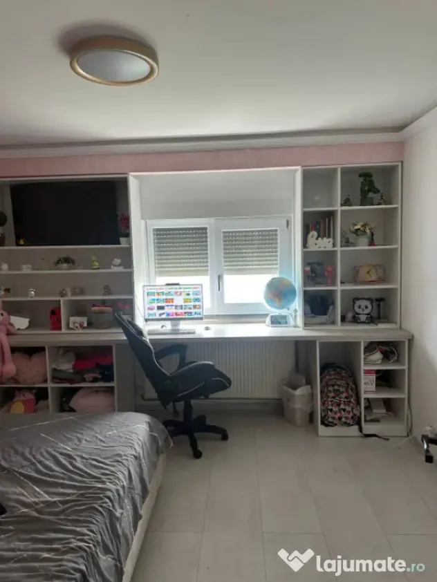 Apartament 3 camere, decomandat, 76 mp, zona 1 Mai