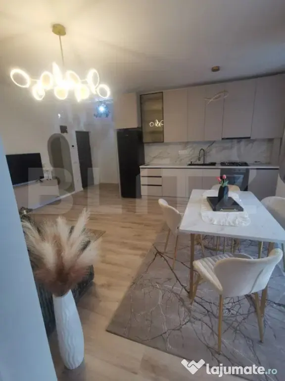 Apartament 2 camere, 51 mp, parcare, zona Cetății
