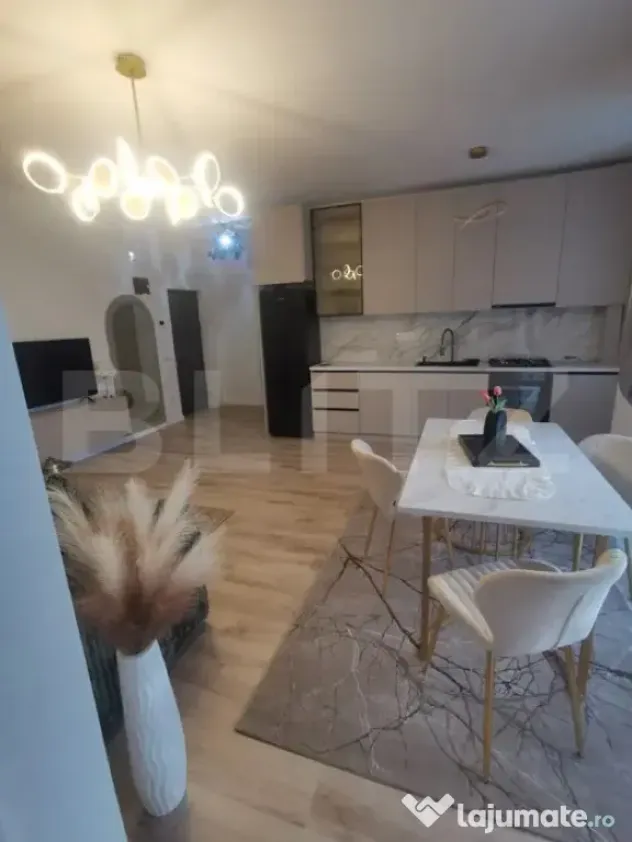 Apartament 2 camere, 51 mp, parcare, zona Cetății