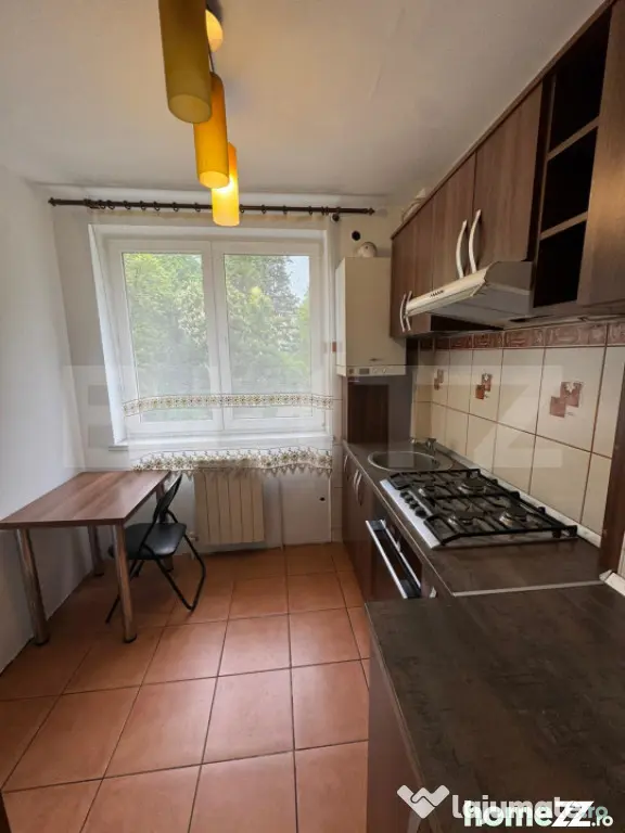 Apartament 2 camere, 46 mp, semidecomandat, zona Ultracentra - Suceava (Suceava)