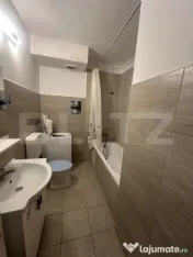 Apartament cu 3 camere, decomandat, 60 mp, zona Centrala