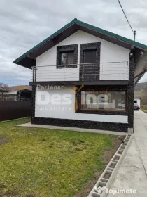 Casa parter+mansarda si teren in Lipovat, Vaslui