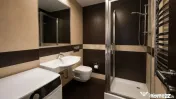 Apartament mobilat de inchiriat compelx cu piscina si paza 