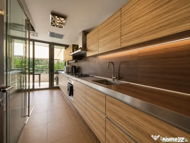 Apartament mobilat de inchiriat compelx cu piscina si paza