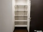 Apartament mobilat de inchiriat compelx cu piscina si paza 