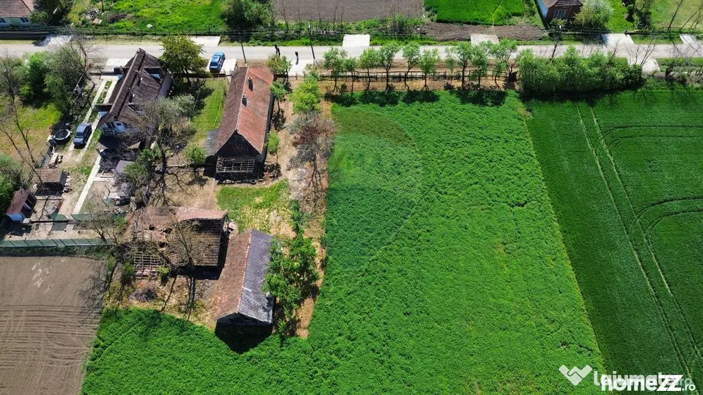 Casă cu 3 camere de vânzare in CRAIDOROLT la 4 km de ba...