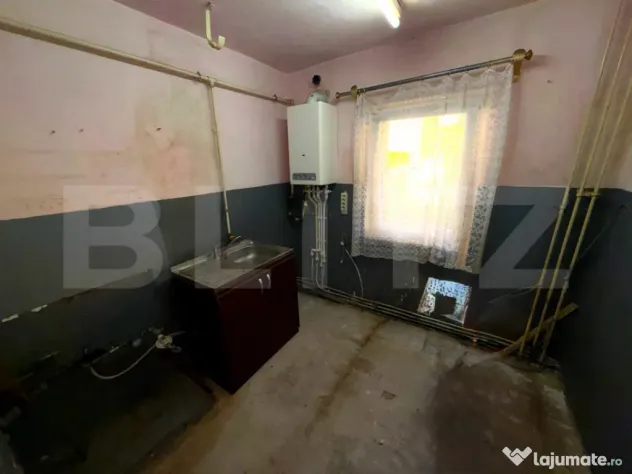 Apartament 2 camere, 50 mp, zona Cetate – ideal investiți