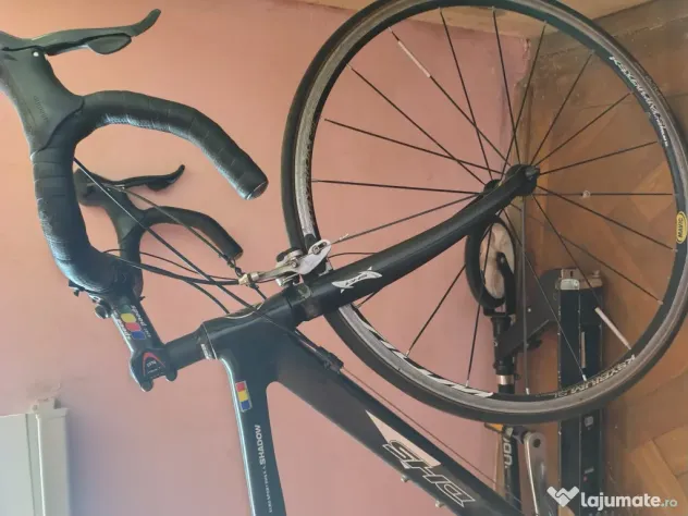 Bicicletă cursieră
