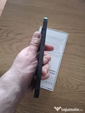 Vând iPhone 16 pro max 256 gb / neverlocked 
