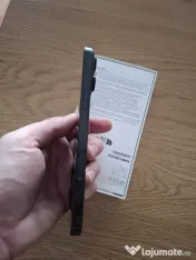 Vând iPhone 16 pro max 256 gb / neverlocked 