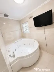 Apartament 3 camere decomandat parter\4 zona Curtea de Apel