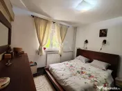 3 camere, decomandat, et 2/8, anvelopat- 13 Septembrie 