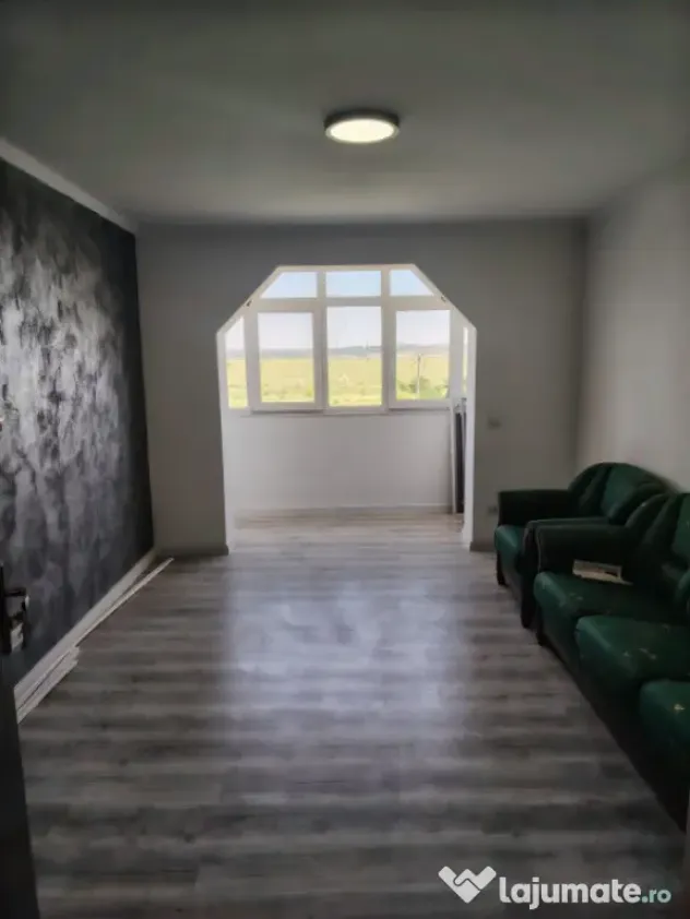 Apartament 2 camere decomandat, complet renovat, lângă Kau